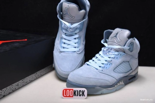 One Kick 5 Air (W) Retro Bluebird Jordan DD9336-400 0804